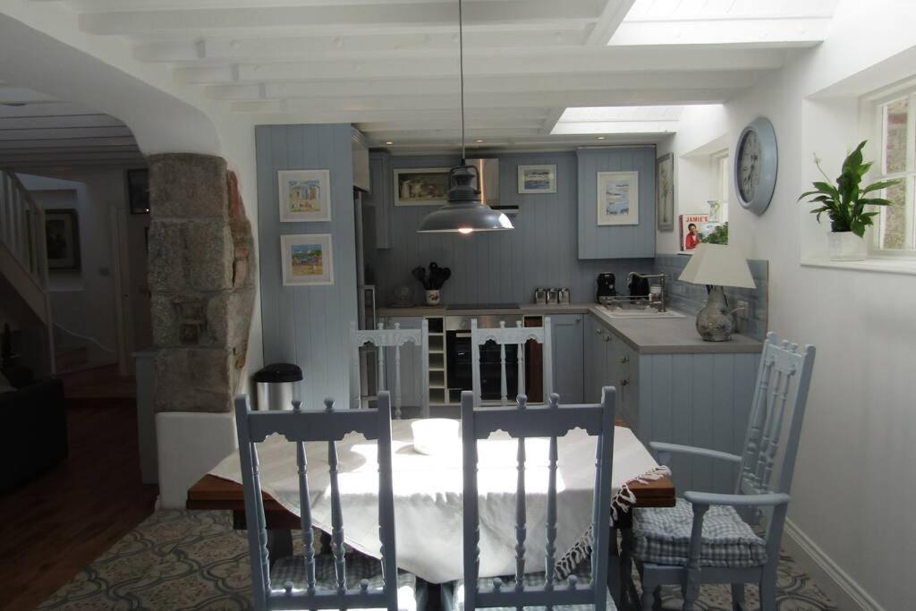 Lovely Spacious Cottage Near The Coast St Austell Exterior foto